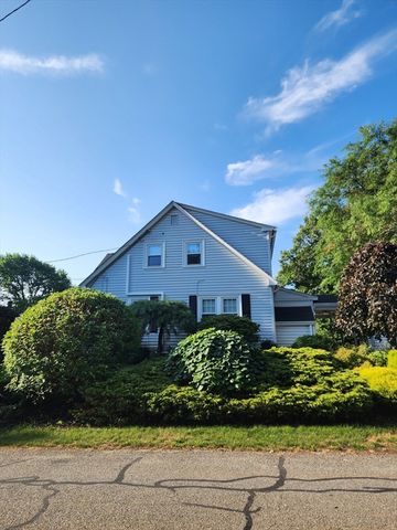 39 Everett Ave, Webster, MA 01570