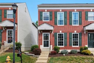 421 Parkview Place Drive, Ellisville, MO 63021