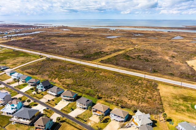 0000 Highway 87, Crystal Beach, TX 77650