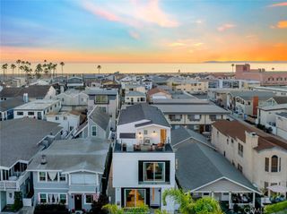 417 E Bay, Newport Beach, CA 92661