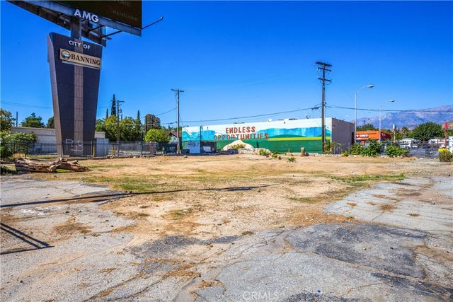 579 W Livingston, Banning, CA 92220