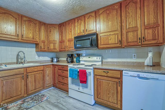 442 West Morgan Street, Church Hill, TN 37642