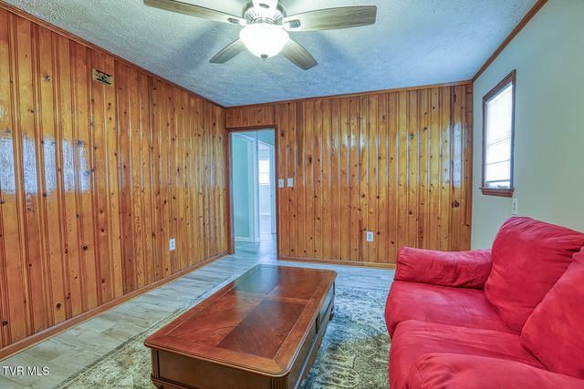 442 West Morgan Street, Church Hill, TN 37642