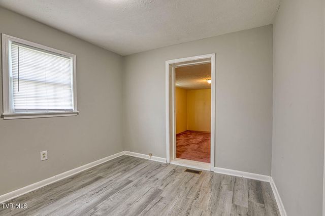 442 West Morgan Street, Church Hill, TN 37642