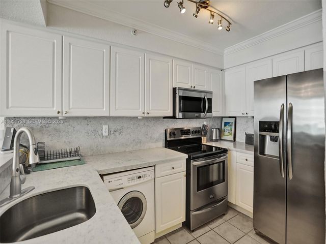 2501 S Ocean Dr 505, Hollywood, FL 33019