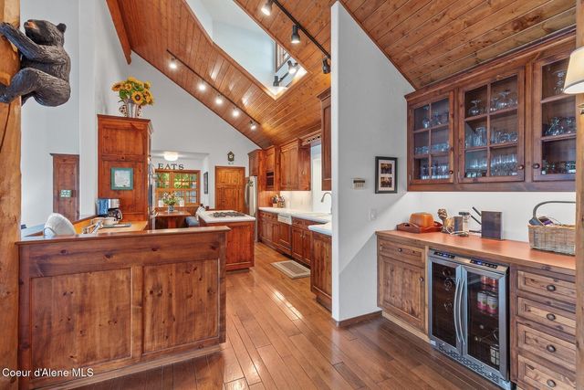 11004 N Rock Cliff Ct, Hayden, ID 83835