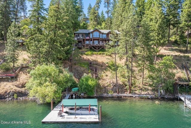 11004 N Rock Cliff Ct, Hayden, ID 83835