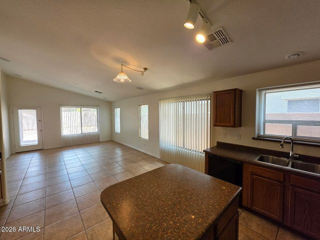 5532 W Southgate Avenue, Phoenix, AZ 85043