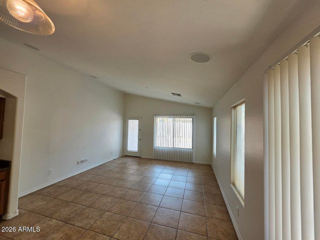5532 W Southgate Avenue, Phoenix, AZ 85043