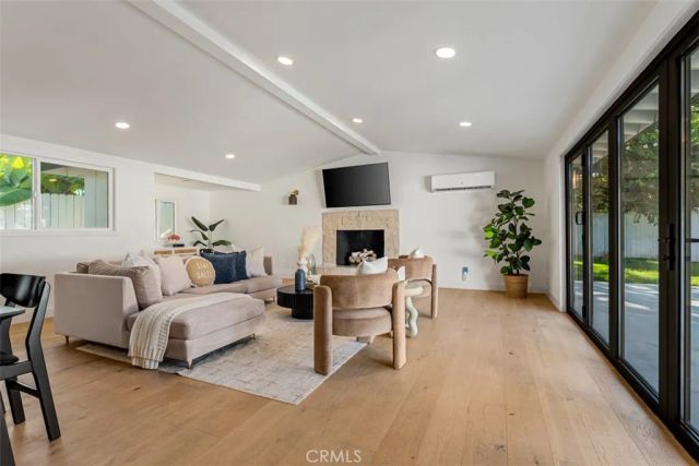 3107 Gibraltar, Costa Mesa, CA 92626