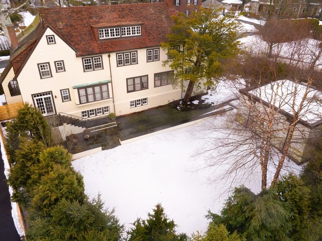 55 Penniman Rd, Brookline, MA 02445