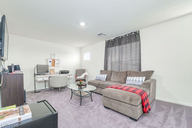 6135 Larimar Gold Street, North Las Vegas, NV 89115