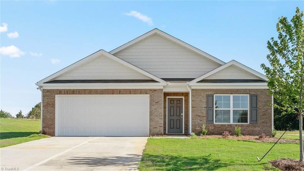 401 Owens Ridge Way, Lexington, NC 27292