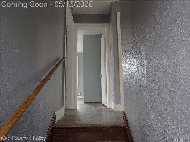 15008 Strathmoor Street, Detroit, MI 48227
