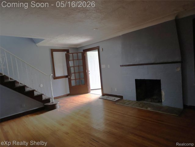 15008 Strathmoor Street, Detroit, MI 48227