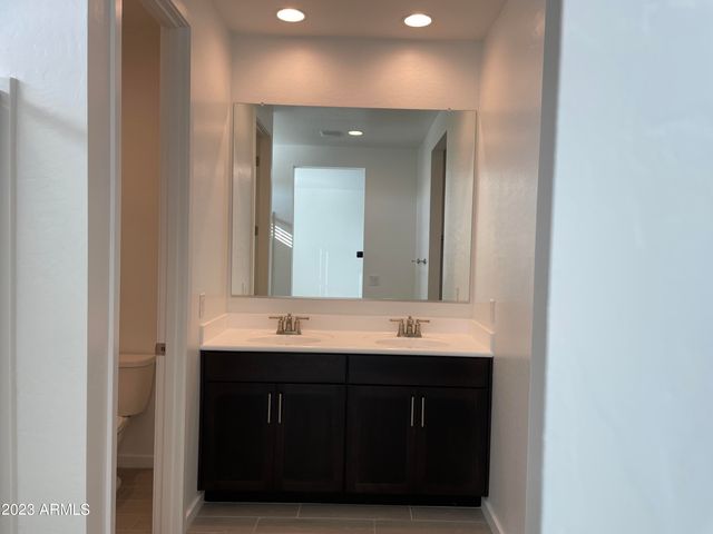 17401 W RED FOX Road, Surprise, AZ 85387
