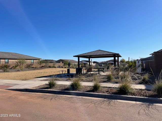 17401 W RED FOX Road, Surprise, AZ 85387