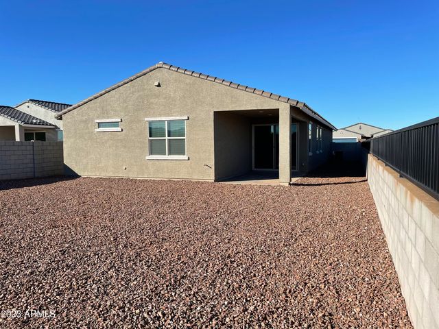 17401 W RED FOX Road, Surprise, AZ 85387