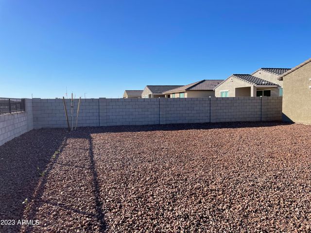 17401 W RED FOX Road, Surprise, AZ 85387