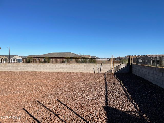 17401 W RED FOX Road, Surprise, AZ 85387