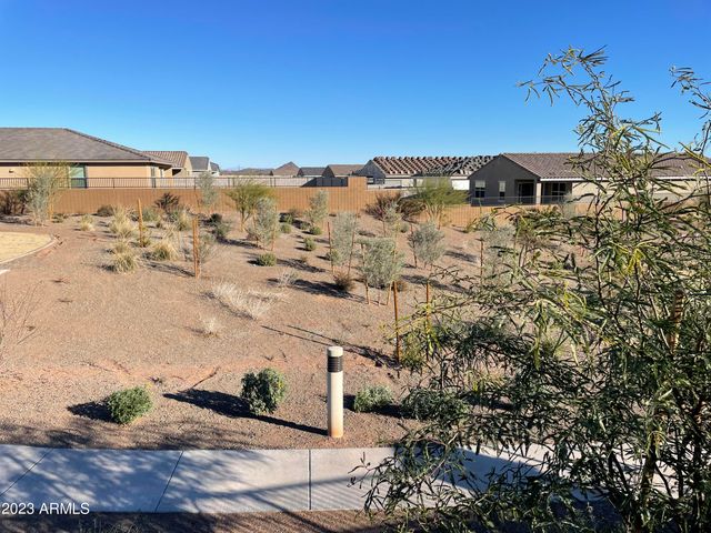 17401 W RED FOX Road, Surprise, AZ 85387
