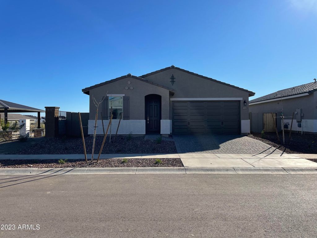 17401 W RED FOX Road, Surprise, AZ 85387