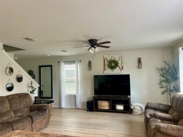 9927 Orchid Spring Lane, Houston, TX 77004