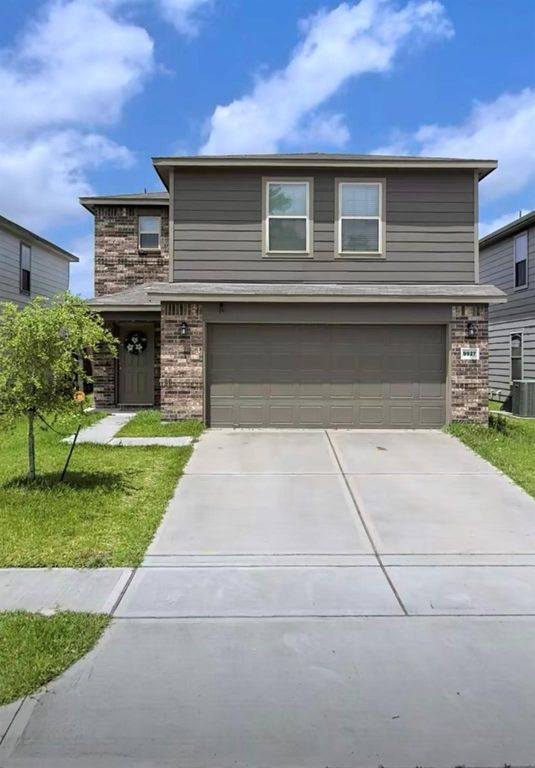 9927 Orchid Spring Lane, Houston, TX 77004