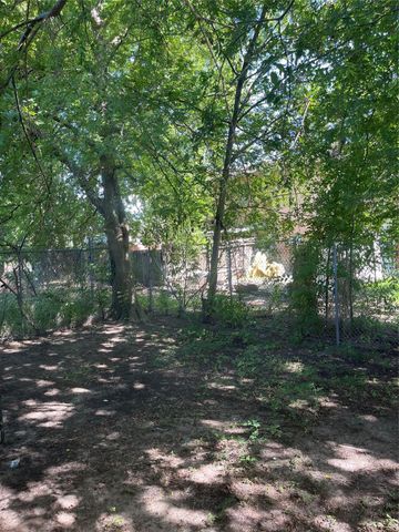 7886 Locksley Road, Houston, TX 77078