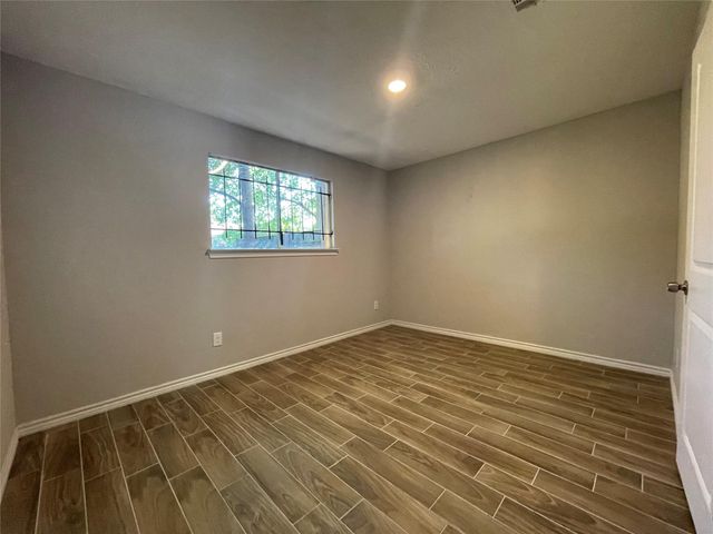 7886 Locksley Road, Houston, TX 77078