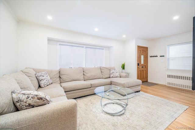 108 Ambrose Avenue, Malverne, NY 11565