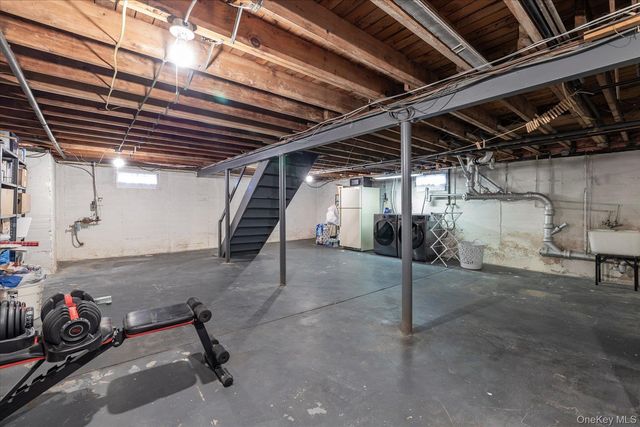 108 Ambrose Avenue, Malverne, NY 11565