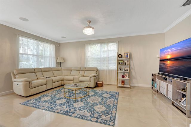 16516 SW 39th St, Miramar, FL 33027
