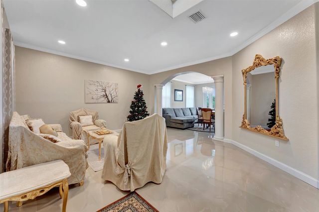 16516 SW 39th St, Miramar, FL 33027