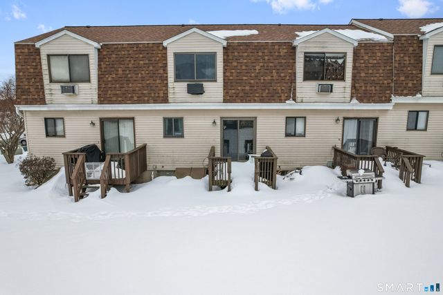 820 Matthews Street 19, Bristol, CT 06010