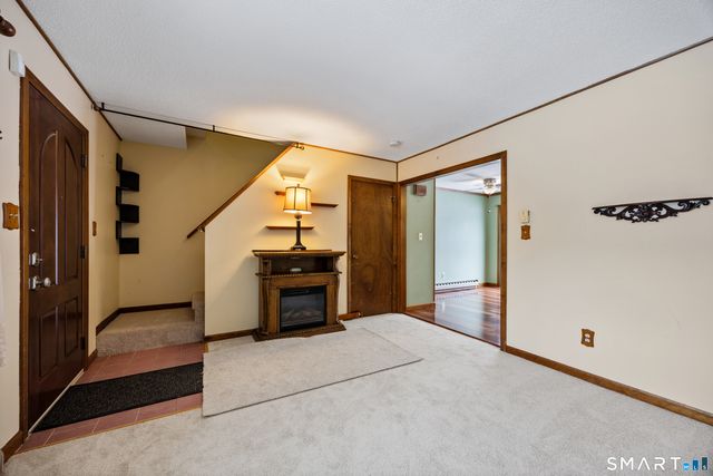 820 Matthews Street 19, Bristol, CT 06010