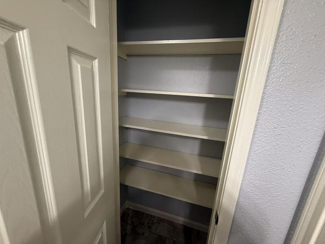 5719 Lycomb Drive, Houston, TX 77053