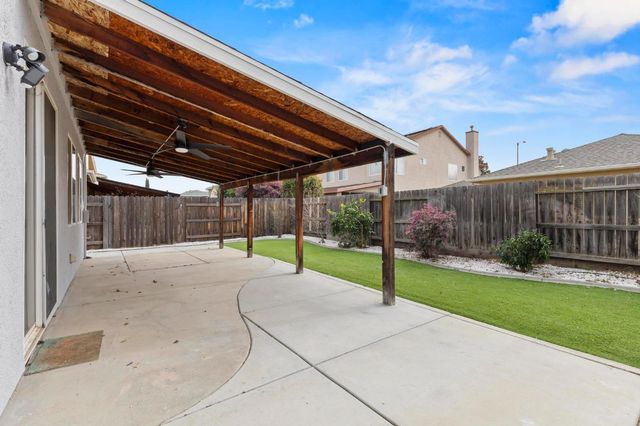 1012 Beymer Loop, Yuba City, CA 95991