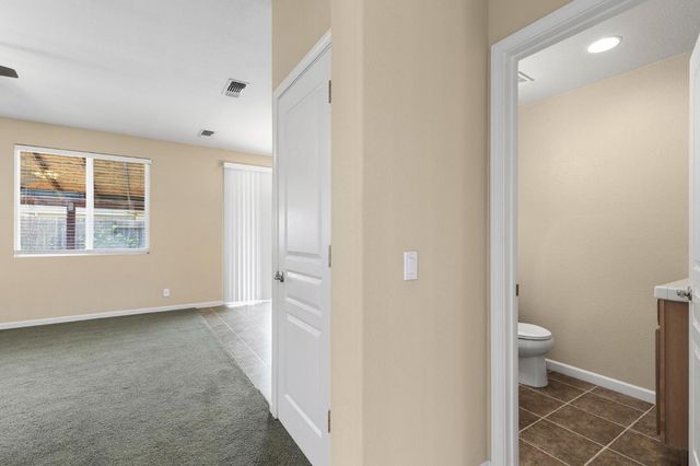 1012 Beymer Loop, Yuba City, CA 95991