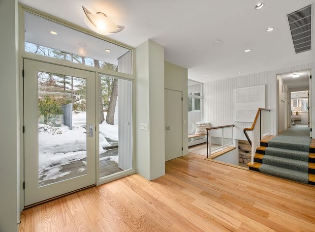 32 Moon Hill Road, Lexington, MA 02421