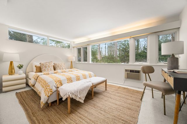 32 Moon Hill Road, Lexington, MA 02421