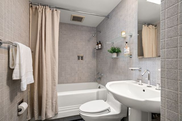 32 Moon Hill Road, Lexington, MA 02421