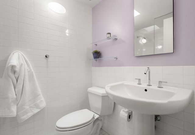 32 Moon Hill Road, Lexington, MA 02421