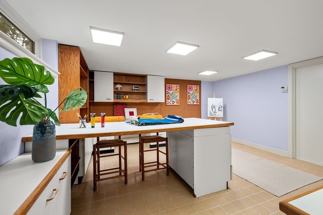 32 Moon Hill Road, Lexington, MA 02421