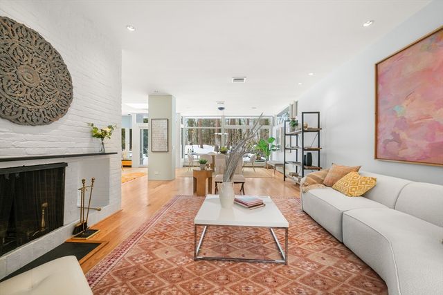 32 Moon Hill Road, Lexington, MA 02421