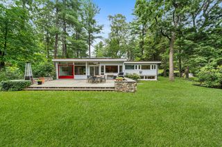 32 Moon Hill Road, Lexington, MA 02421