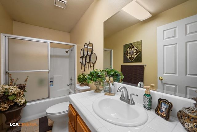 3604 Mehgan Avenue, Bakersfield, CA 93312