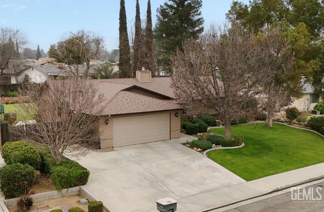 3604 Mehgan Avenue, Bakersfield, CA 93312