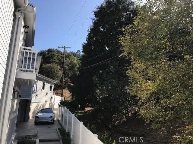 3698 Fredonia Drive, Los Angeles, CA 90068