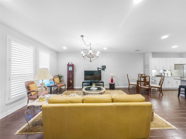 13800 Lyndhurst ST 324, Austin, TX 78717
